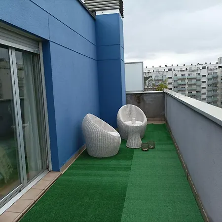 Atico Acogedor Con Gran Terraza