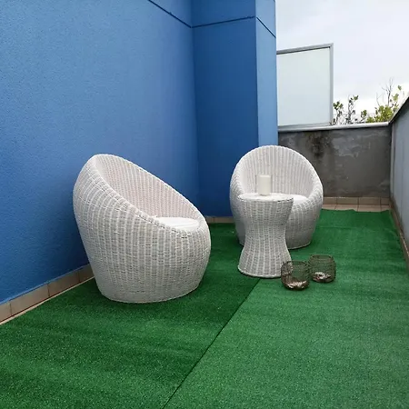 Atico Acogedor Con Gran Terraza *